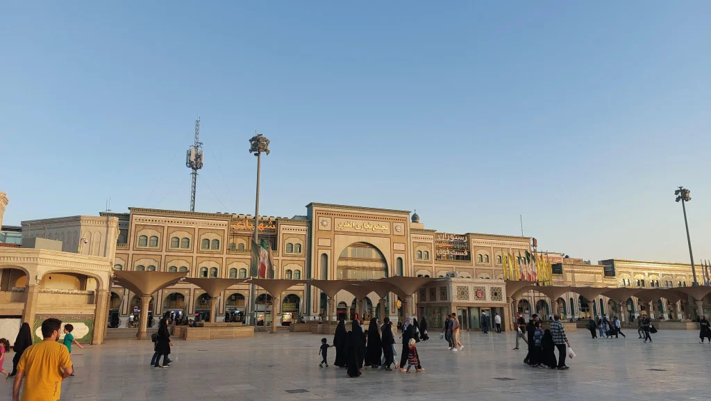 مجتمع تجاری الغدیر قم از بهترین بازار های قم