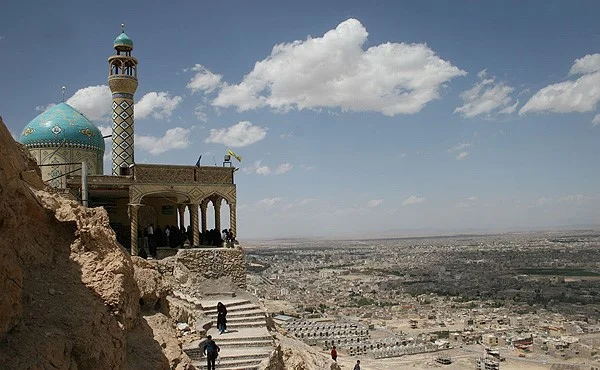 کوه خضر نبی(ع) از زیباترین مکان های تفریحی قم