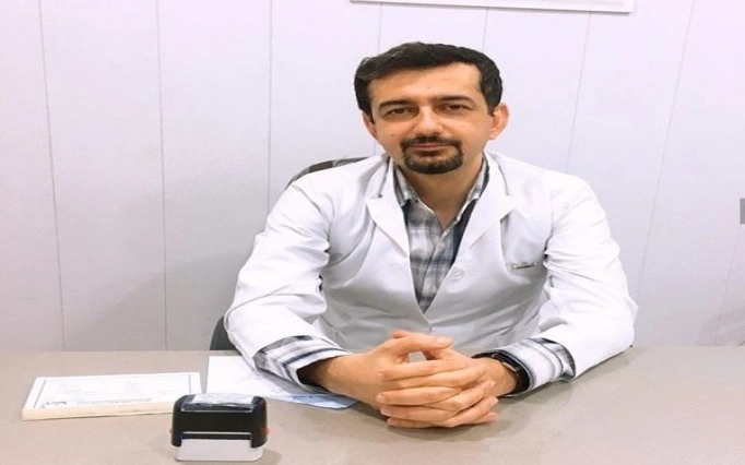 دکتر نادر اربابی یک متخصص مجرب از بهترین دکتر پوست قم
